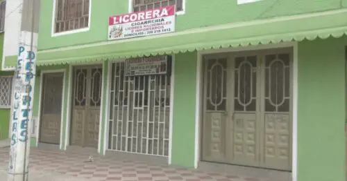 LICORERA Y CIGARRERIA BOGOTÁ LICORERA Y CIGARRERIA BOGOTÁ